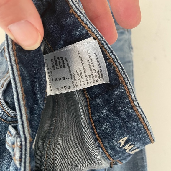 American Eagle women’s jeans.  Two pairs.  Size 00.  Excellent condition. - Picture 4 of 4